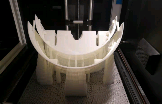 為什么要選擇SLA 3D打印機(jī)？使用SLA 3D打印機(jī)的好處有哪些？